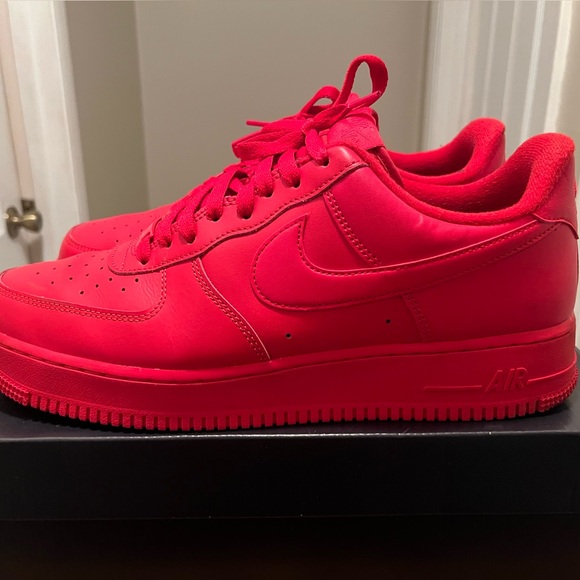 Air Force One - Picture 2 of 6